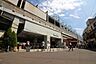 周辺：学芸大学駅(東急 東横線) 徒歩18分。 1400m