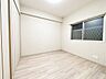 寝室：使いやすい約4.5帖の洋室