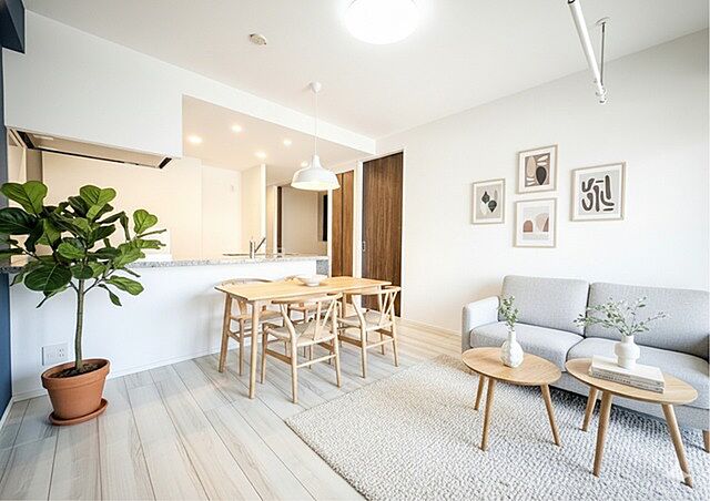 リビング/ダイニング 市川市新田3丁目