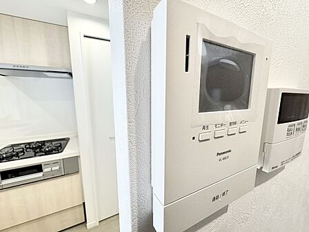 TVモニター付インターホン！お子さまのお留守番にも安心ですね！！ 