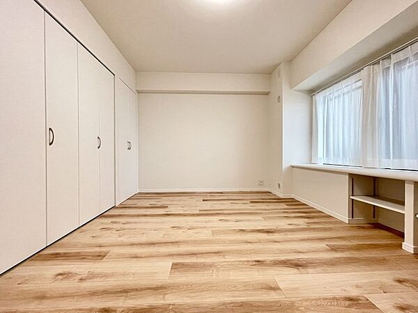 洋室を拡大表示