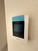 防犯面で安心のTVモニターホン付き！ カラーモニターで視認性も高いです！ 
