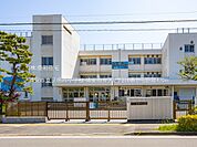 浦安市立見明川小学校（470m）