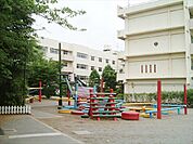 宮本小学校（900m）