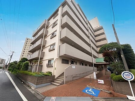 建物空き家です。 リフォーム済みで内装ピッカピカ! 是非ご内見下さい!!