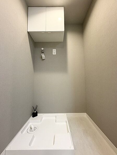 洗濯機置き場も広めのスペースを確保しております!是非、現地にてスペースを確認してみてください!