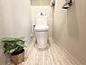 トイレ：トイレはウォシュレットが標準装備されています！ 