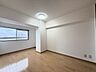 洋室：洋室は明るい空間となっています！子供部屋にも良さそうですね！ 