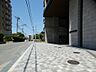 エントランス：ゆとりのある車寄せスペース 