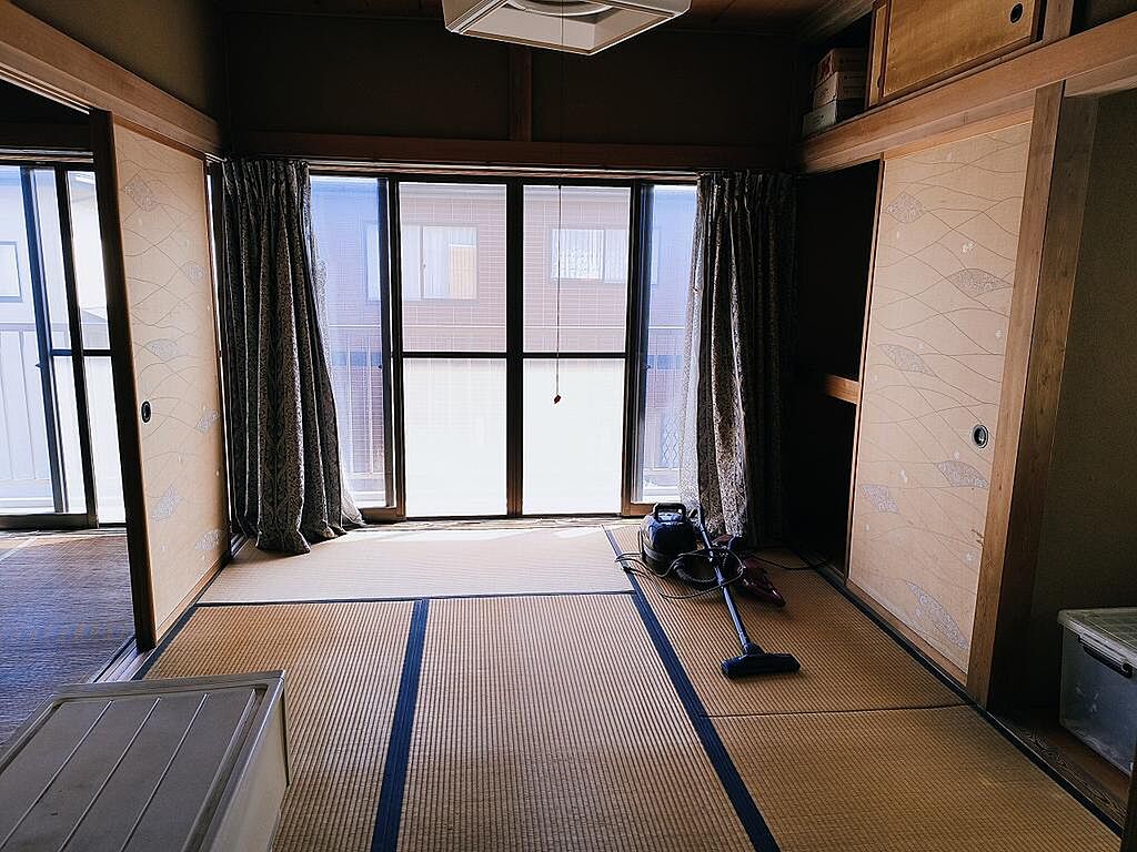 Image 8