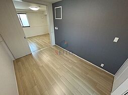 ブリリアンス 3階1LDKのリビング/ダイニング