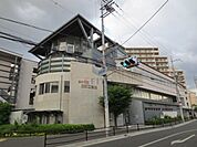 豊中市立服部図書館 1092m