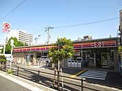 サークルＫ豊中城山町店 225m