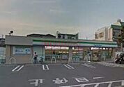 ファミリーマート吹田山手町四丁目店 902m