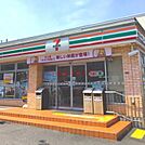 セブンイレブン阪急富田駅北口店 258m
