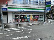 ファミリーマート茨木竹橋町店 167m