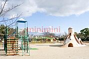 高槻城跡公園 979m