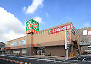 ライフ岸部店 1058m
