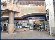 ローソン吹田朝日町店 106m