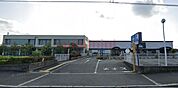 阪急オアシス高槻川西店 803m