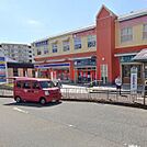 ローソン高槻奈佐原2丁目店 416m