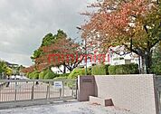 高槻市立第二中学校 1368m