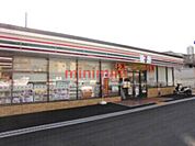 セブンイレブン吹田山田北店 351m