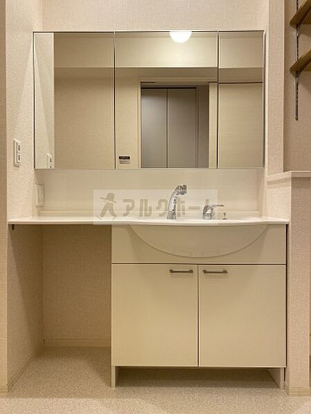 セクレール北本町　A棟 ｜大阪府八尾市北本町４丁目(賃貸アパート1SLDK・3階・58.80㎡)の写真 その7