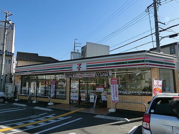 画像27:セブンイレブン八尾萱振町3丁目店(コンビニ)まで456m