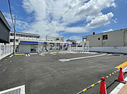 ローソン八尾陽光園二丁目店(コンビニ)まで123m