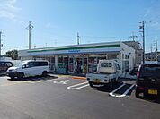 ファミリーマート柏原平野店(コンビニ)まで124m