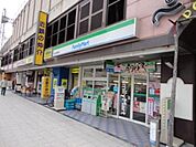 ファミリーマート近鉄八尾駅前店(コンビニ)まで260m
