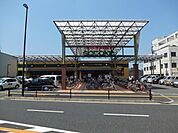 Foods　Market　SATAKE久宝寺駅前店(スーパー)まで890m