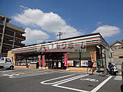 セブンイレブン柏原上市4丁目店(コンビニ)まで576m