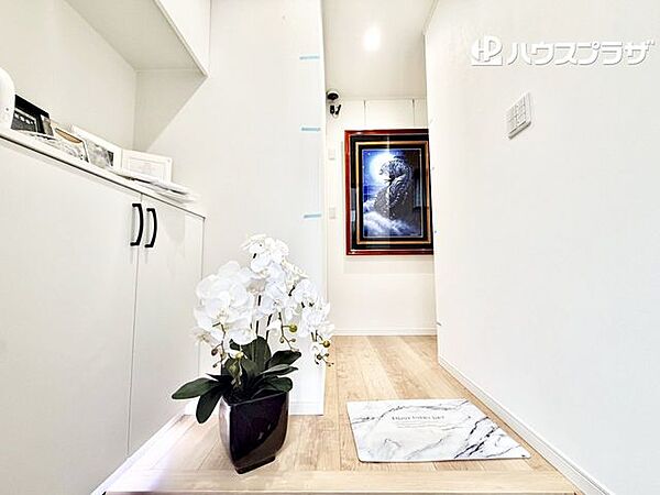 玄関を拡大表示