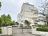 周辺：足立区立青井中学校 徒歩12分。 890m