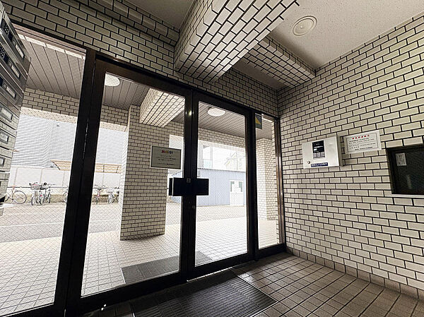エントランスを拡大表示