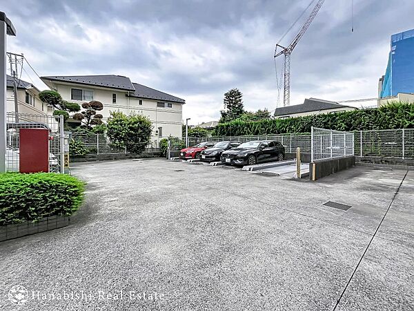 駐車場を拡大表示