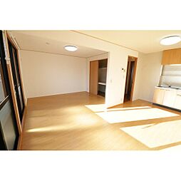 ブライダルハイツ戸出B棟 102