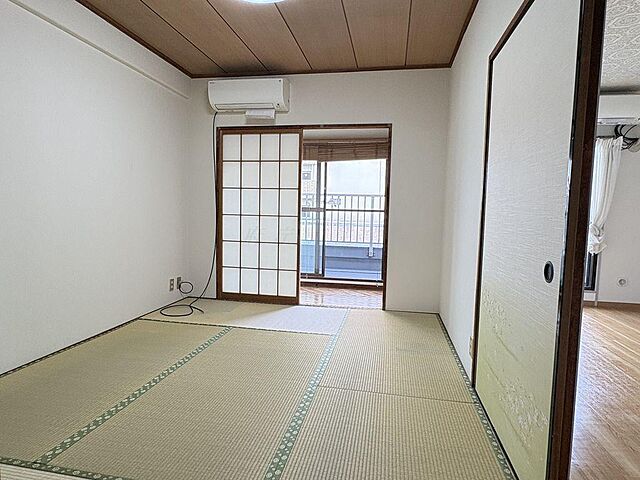 寝室