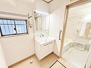 収納の多さや水回りの動線など、毎日使う場所だからこそ実物を確かめてみてください。