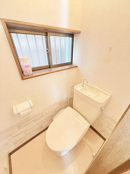 トイレを拡大表示