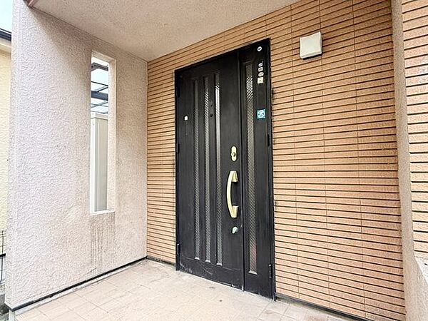 玄関を拡大表示