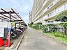 その他：屋根付き駐輪場。