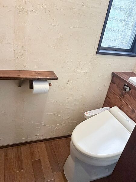 トイレを拡大表示