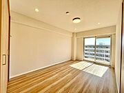 バルコニーサイドのお部屋で採光・風通りも良好