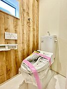 快適なウォシュレット機能付きトイレ！