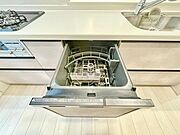 家事負担軽減の食器洗浄乾燥機付きで家事効率アップ
