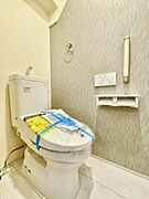 快適なウォシュレット機能付きトイレ！