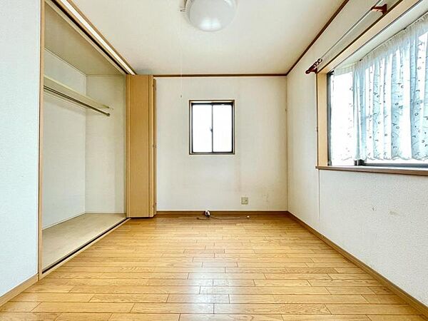 寝室を拡大表示